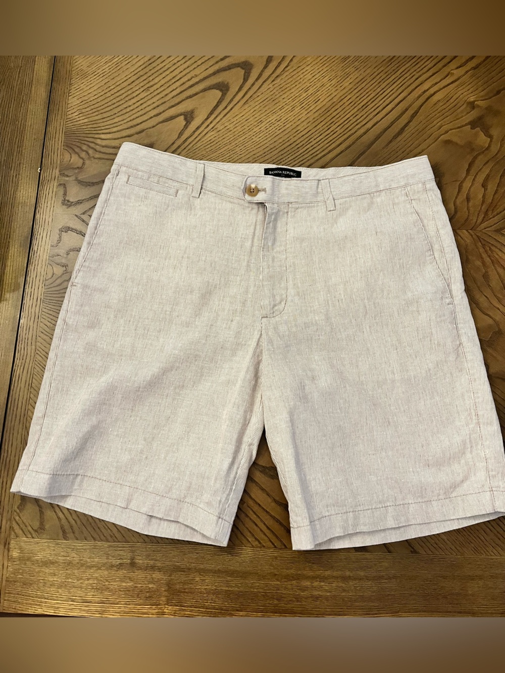 Banana Republic Factory 36w Men's Linen-Blend Shorts — Light Beige Stripe